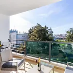Sacha's Sweet Home, Lovely 2 Bedroom Apartment, Walking Distance To Town, And Marina * 라고스