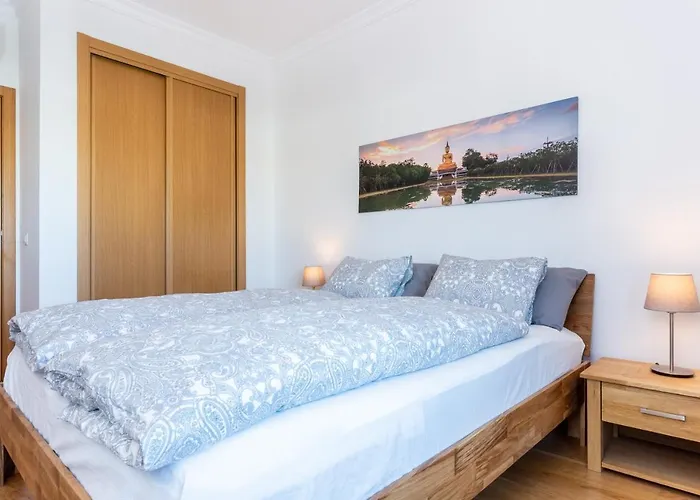 Sacha's Sweet Home, Lovely 2 Bedroom Apartment, Walking Distance To Town, And Marina Appartement *
