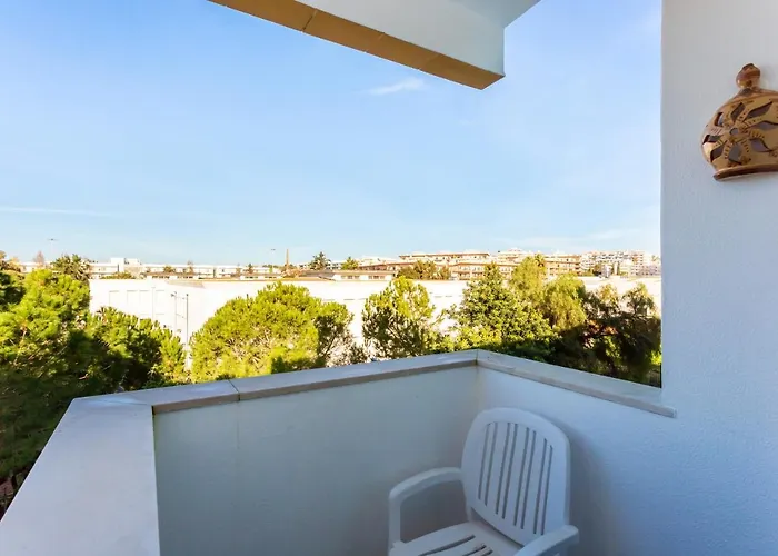 Sacha's Sweet Home, Lovely 2 Bedroom Apartment, Walking Distance To Town, And Marina Lagos